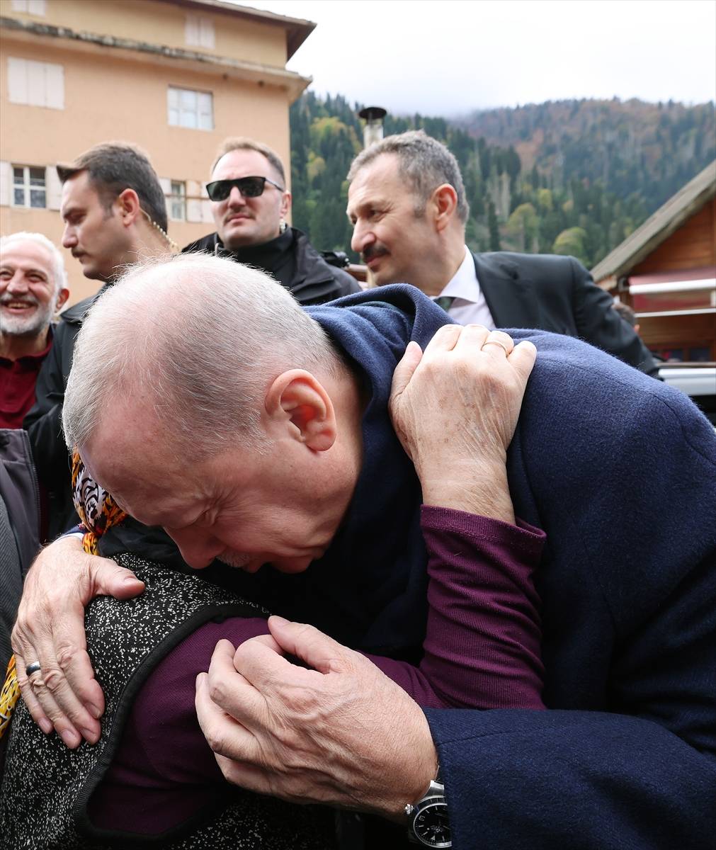 Cumhurbaşkanı Erdoğan’dan Ayder Yaylası’na sürpriz ziyaret 24